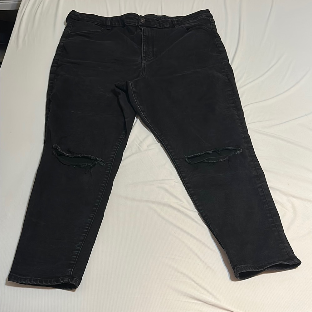 Women’s Black Distressed Jeans American Eagle 24